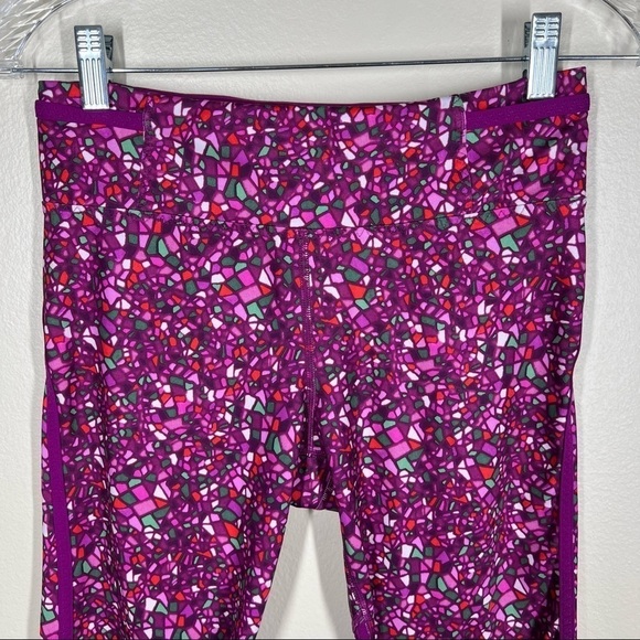 Lululemon Real Quick Crop Leggings Paradise Camo Regal Plum Womens Size 6 - Picture 3 of 9